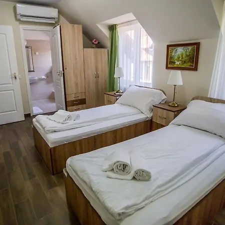 Bed and Breakfast Godo Birtok Szajol